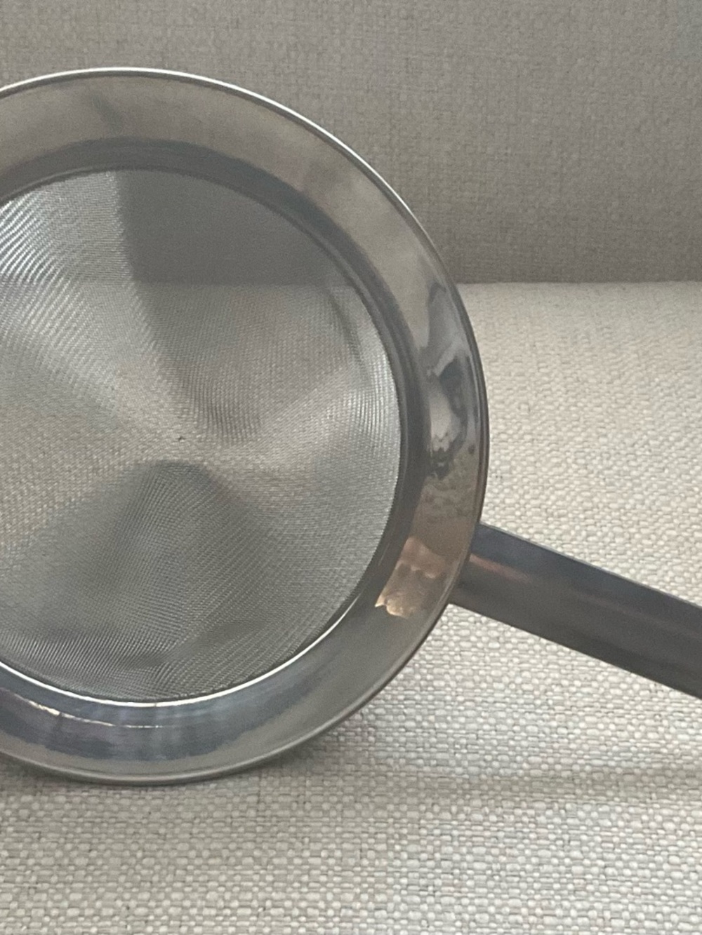 Pampered Chef Fine Mesh Strainer - Silver - Picture 2 of 4